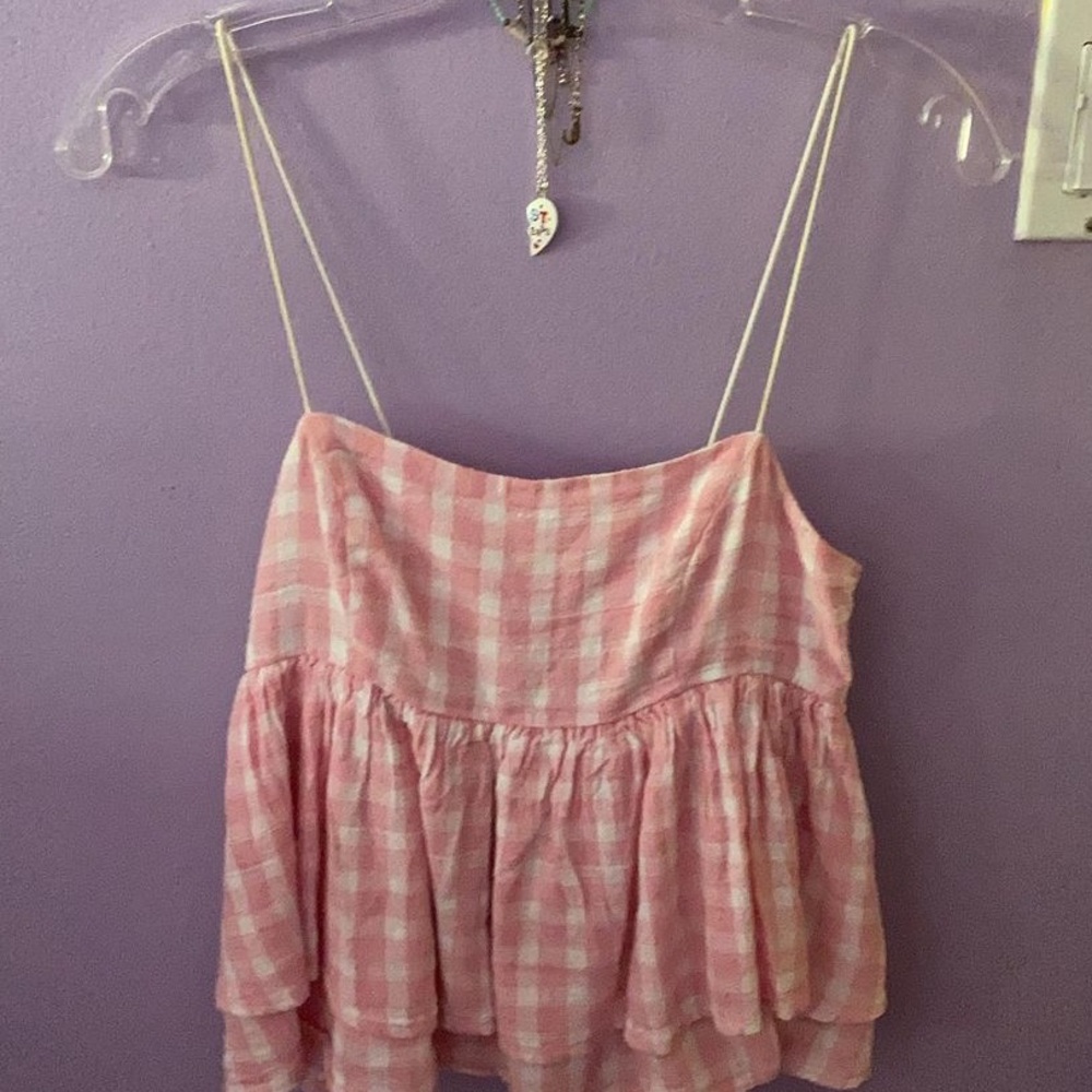 pink tank